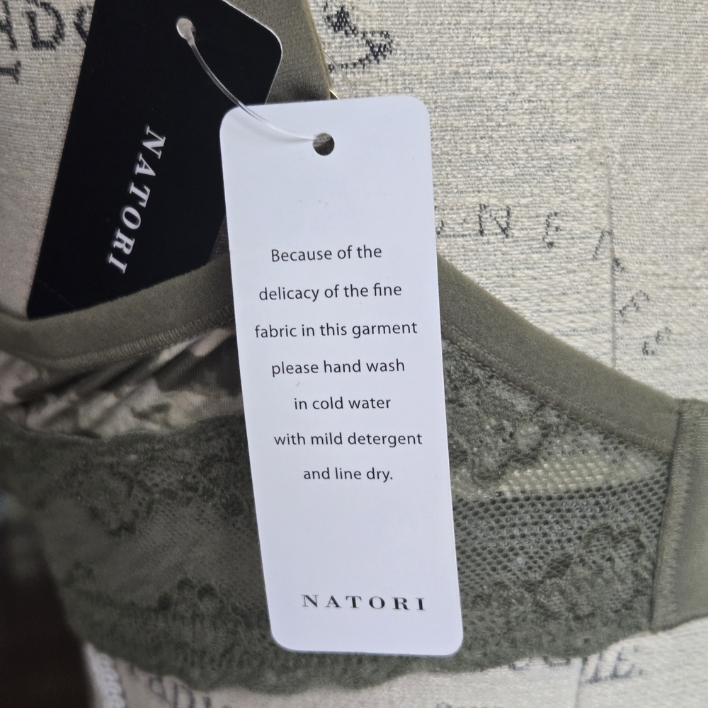 Natori Camouflage Bra - Green and Cream - Picture 7 of 7